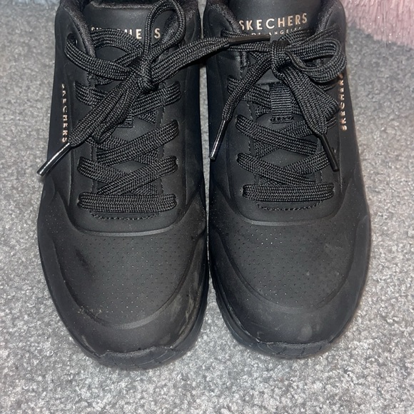 Sketchers Sneakers - Picture 5 of 7